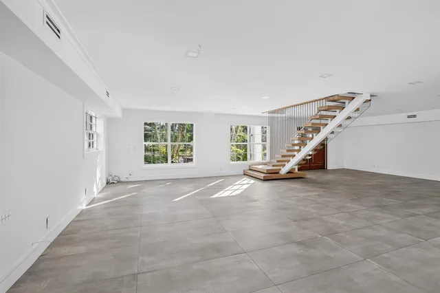 $3,250,000 | 8233 Stagecoach Lane, Boca Raton, FL 33496