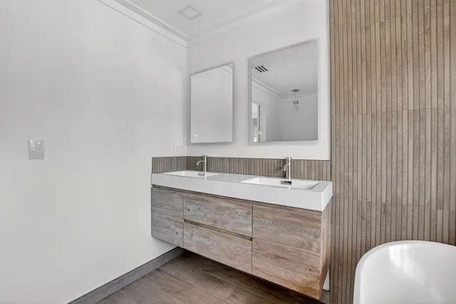 $3,250,000 | 8233 Stagecoach Lane, Boca Raton, FL 33496