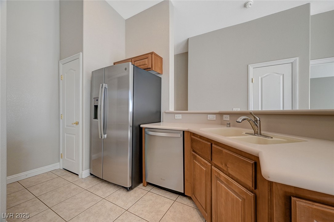 9140 Forest Willow Avenue, Unit 101 Las Vegas, NV 89149 - Photo 15 of 46