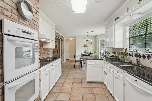 $399,000 | 202 Woodbridge Boulevard, Hammond, LA 70401