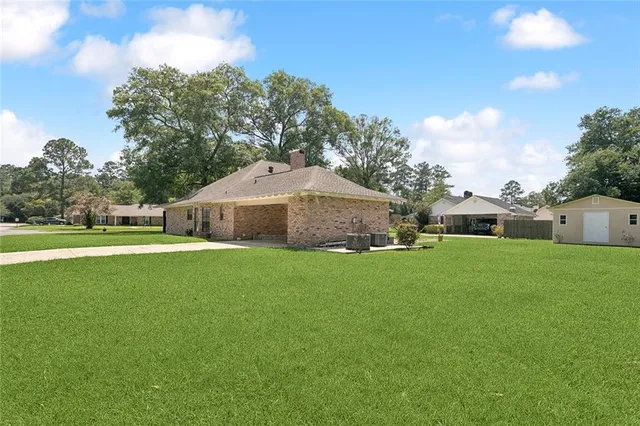 $399,000 | 202 Woodbridge Boulevard, Hammond, LA 70401