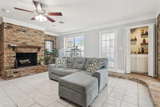 $399,000 | 202 Woodbridge Boulevard, Hammond, LA 70401