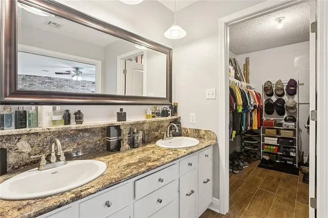 $399,000 | 202 Woodbridge Boulevard, Hammond, LA 70401