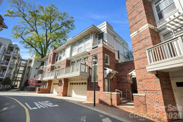 $517,000 | 923 Gracie Way, Charlotte, NC 28204
