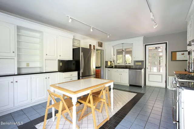 $899,000 | 311 North Plain Road, Great Barrington, MA 01236