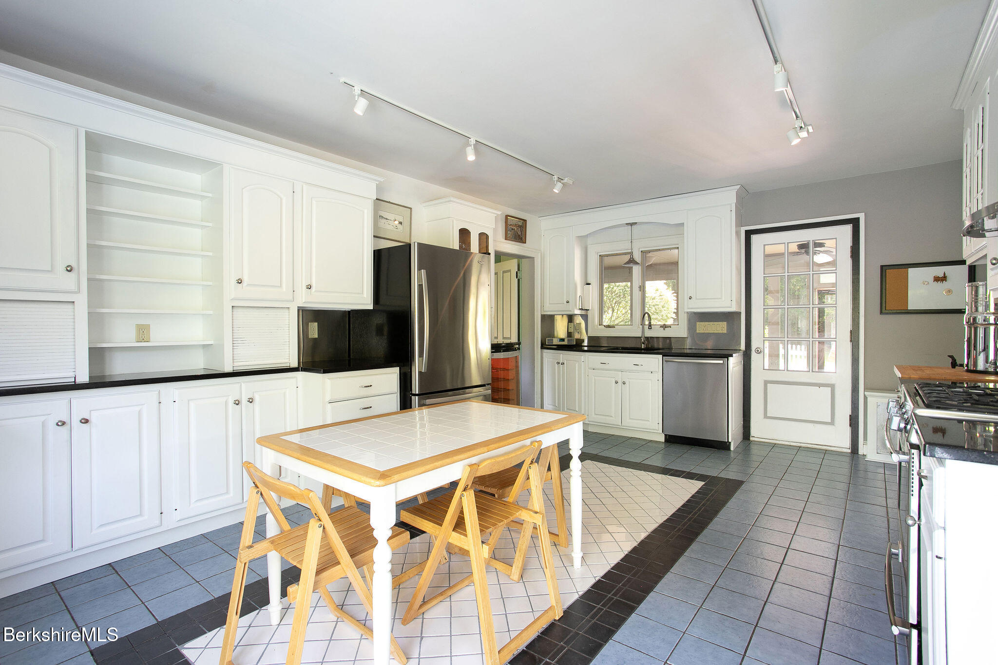 311 North Plain Road Great Barrington, MA 01236 - Photo 19 of 59 P024