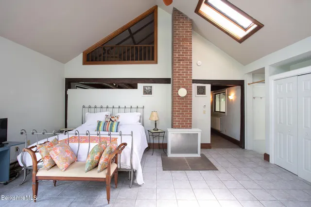 $899,000 | 311 North Plain Road, Great Barrington, MA 01236