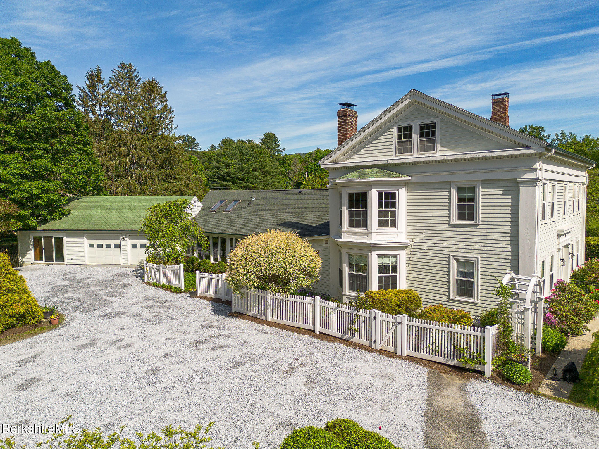 311 North Plain Road Great Barrington, MA 01236 - Photo 4 of 59 P006