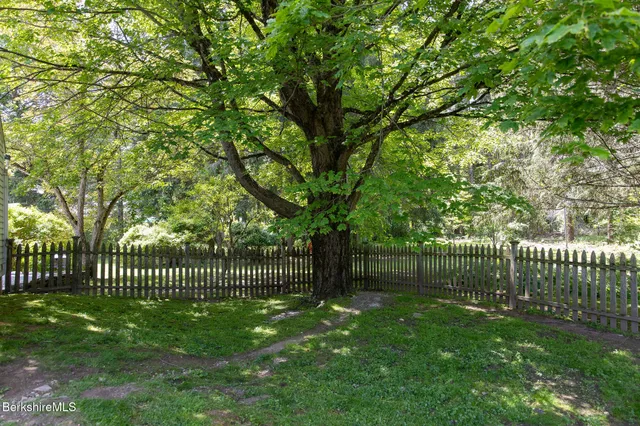 $899,000 | 311 North Plain Road, Great Barrington, MA 01236