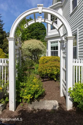 $899,000 | 311 North Plain Road, Great Barrington, MA 01236