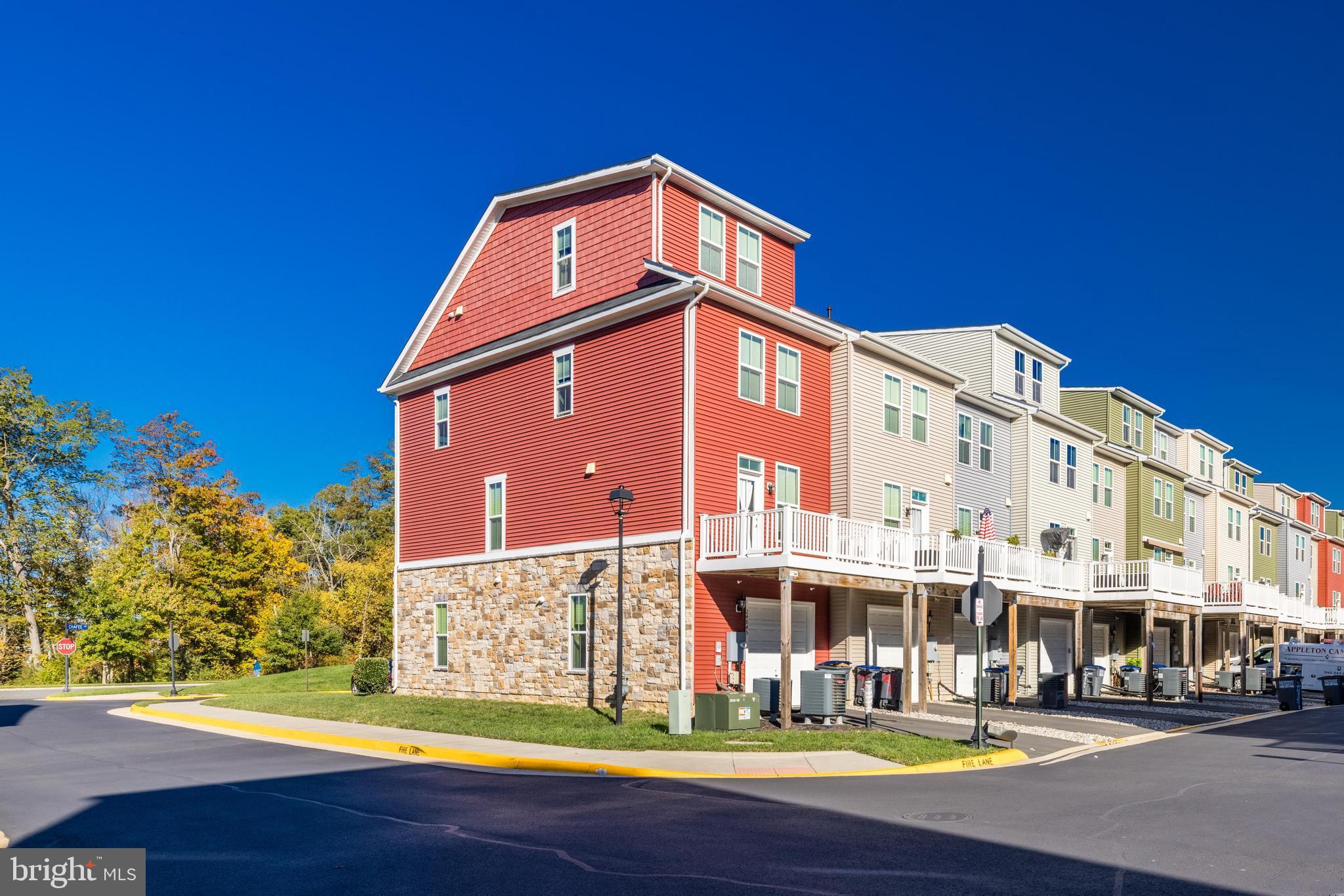 24845 Coats Square Aldie, VA 20105 - Photo 39 of 40 a front view of building with yard