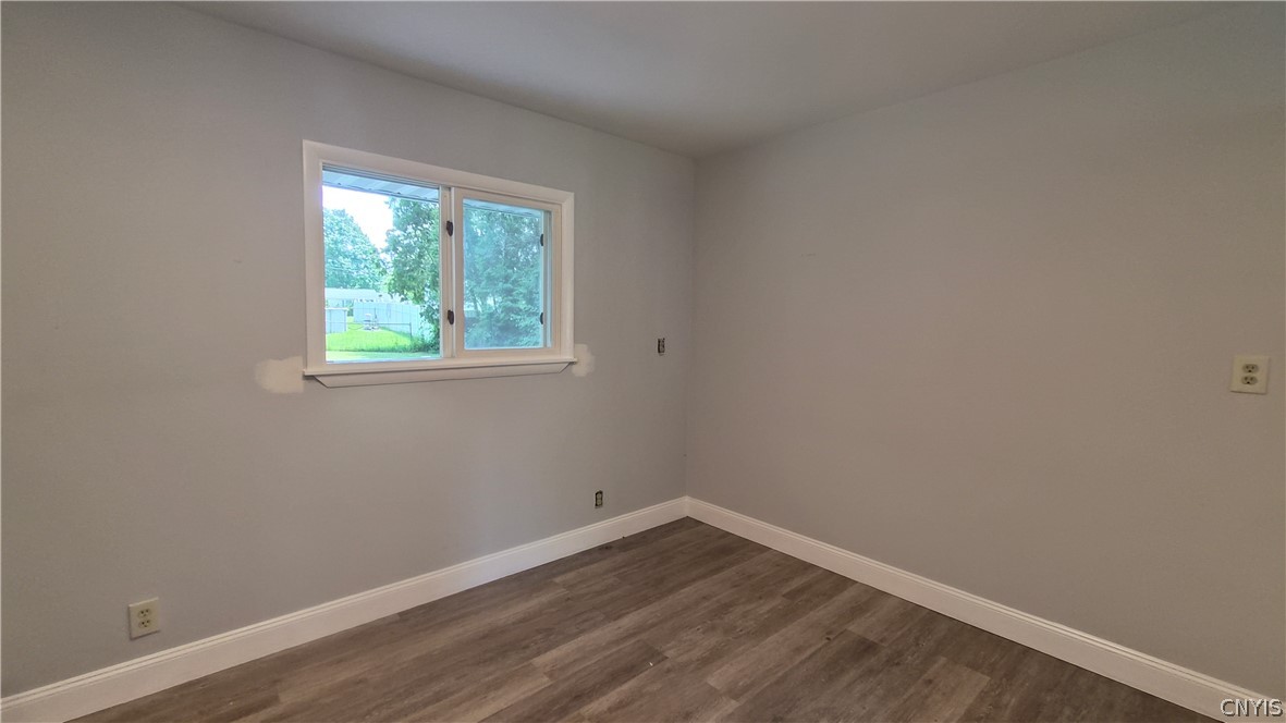 4246 Aurora Path Clay, NY 13090 - Photo 12 of 30 Dining area