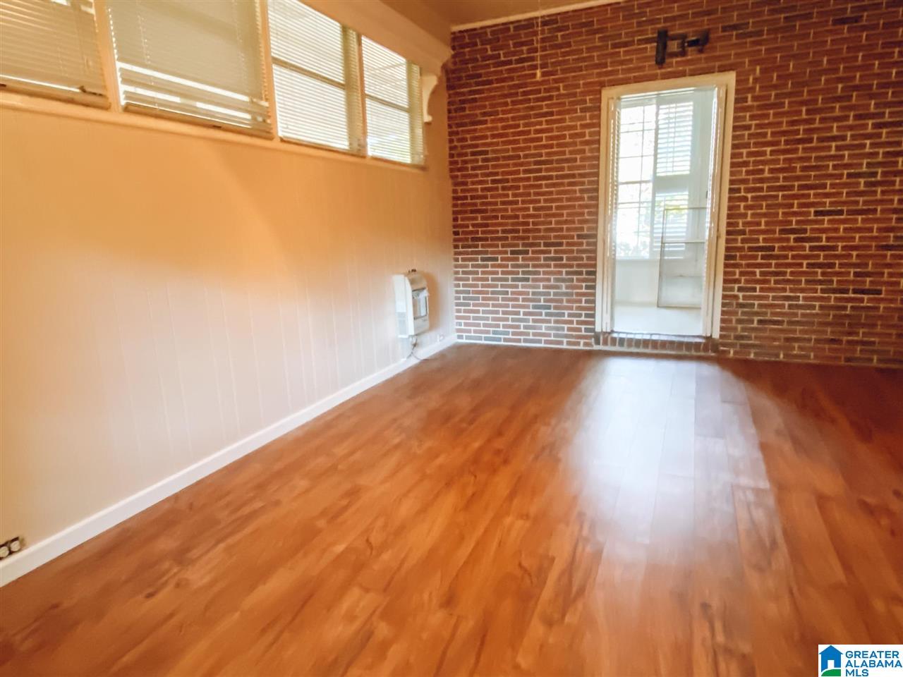316 Crestview Road Anniston, AL 36207 - Photo 7 of 20
