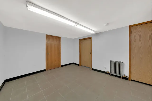 $1,000 | 6238 South Massasoit Avenue, Unit G, Chicago, IL 60638