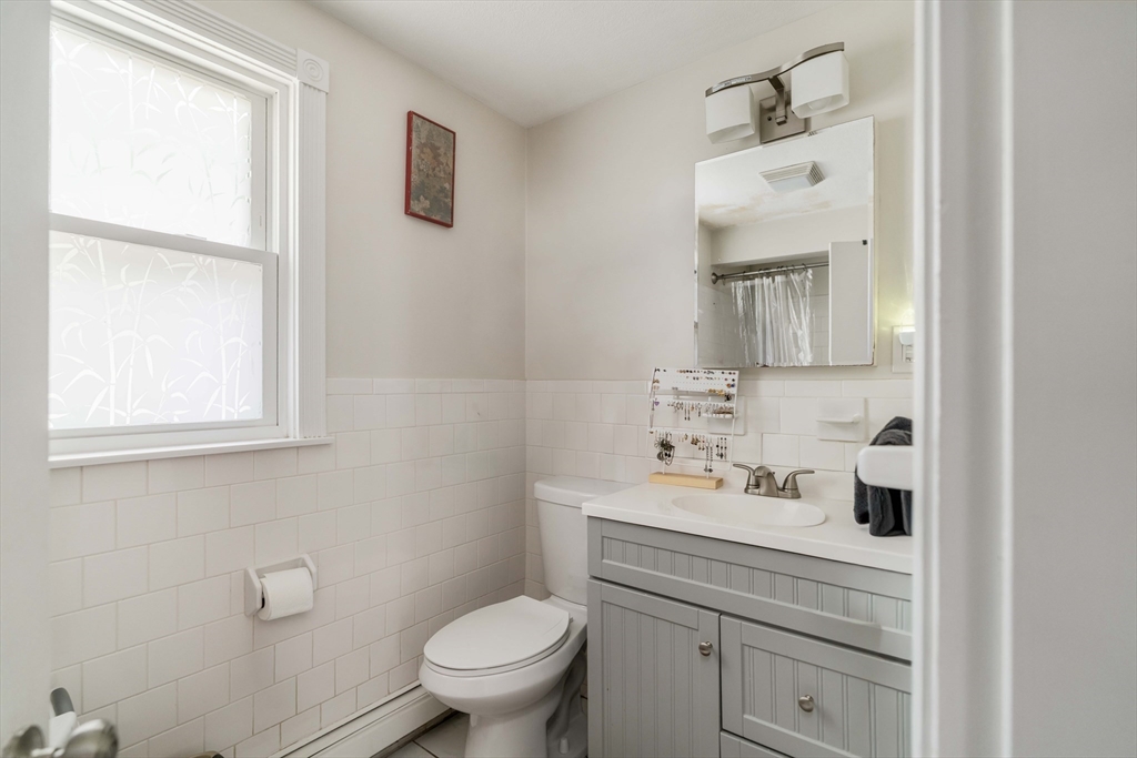 119 Ridge Street Arlington, MA 02474 - Photo 12 of 40