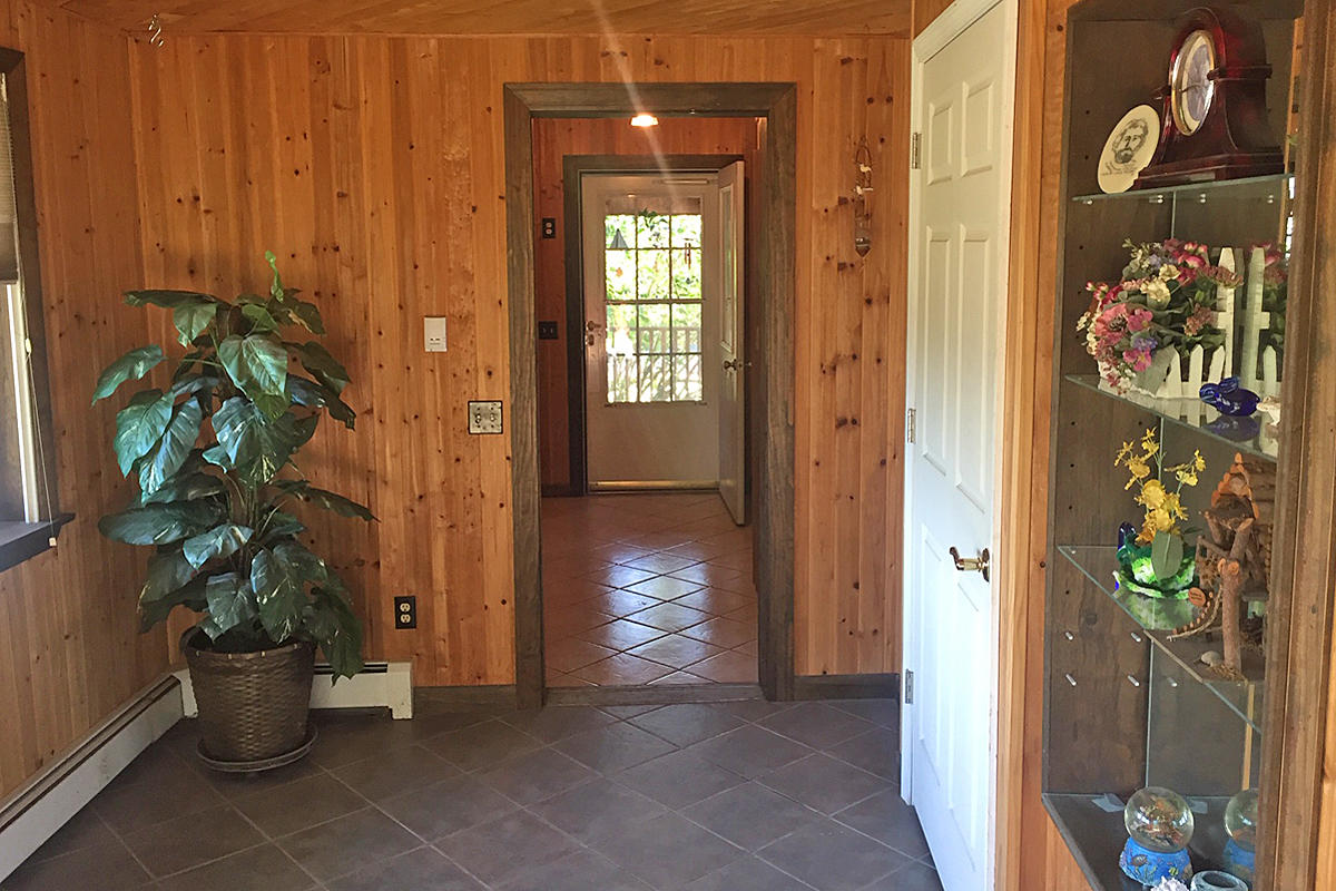 403 Hallowell Road Pownal, ME 04069 - Photo 7 of 53 FoyerToEnclosedPorch