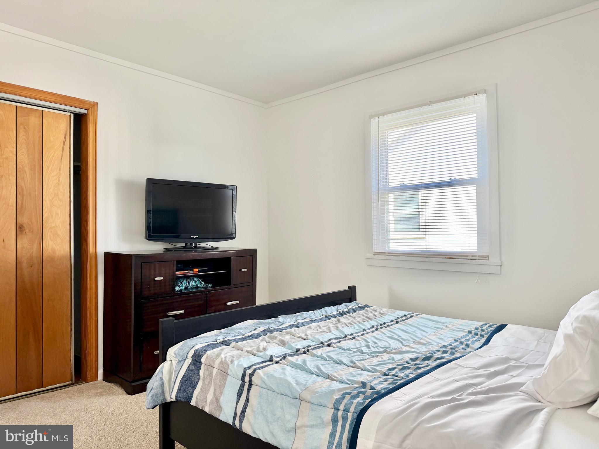 557 Compass Road East Middle River, MD 21220 - Photo 16 of 27 2nd Bedroom