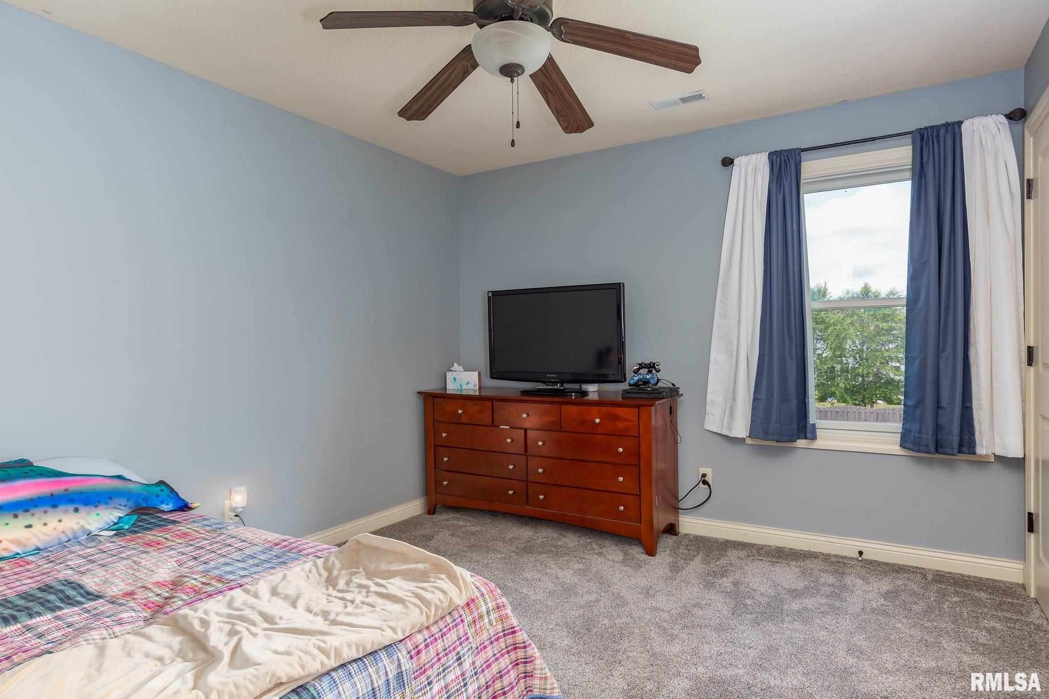 5448 Judge Road Bettendorf, IA 52722 - Photo 20 of 39 Gallery Image 20
