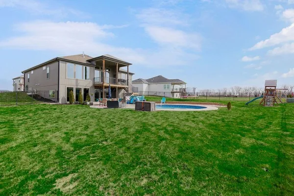 $549,900 | 807 Solomon Drive, Lone Jack, MO 64086