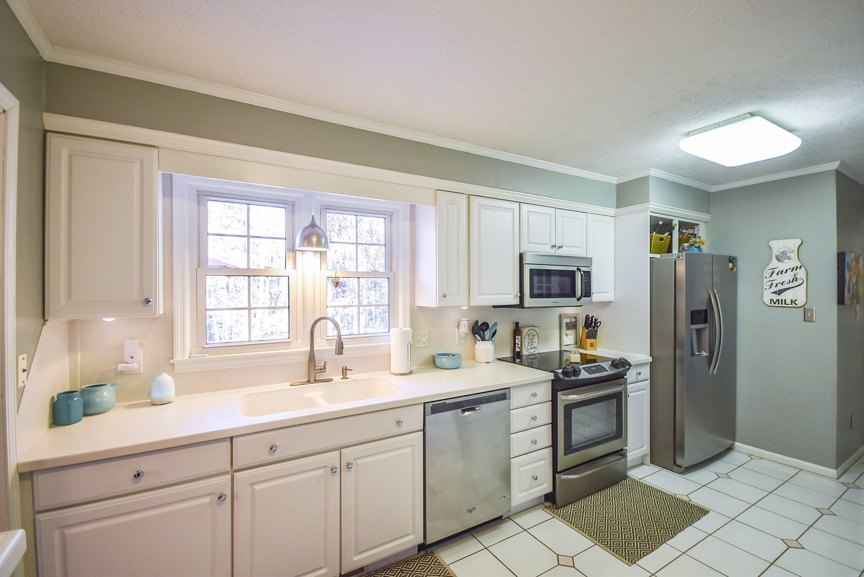 1220 Rays Bridge Road Whispering Pines, NC 28327 - Photo 12 of 31 22Kitchen