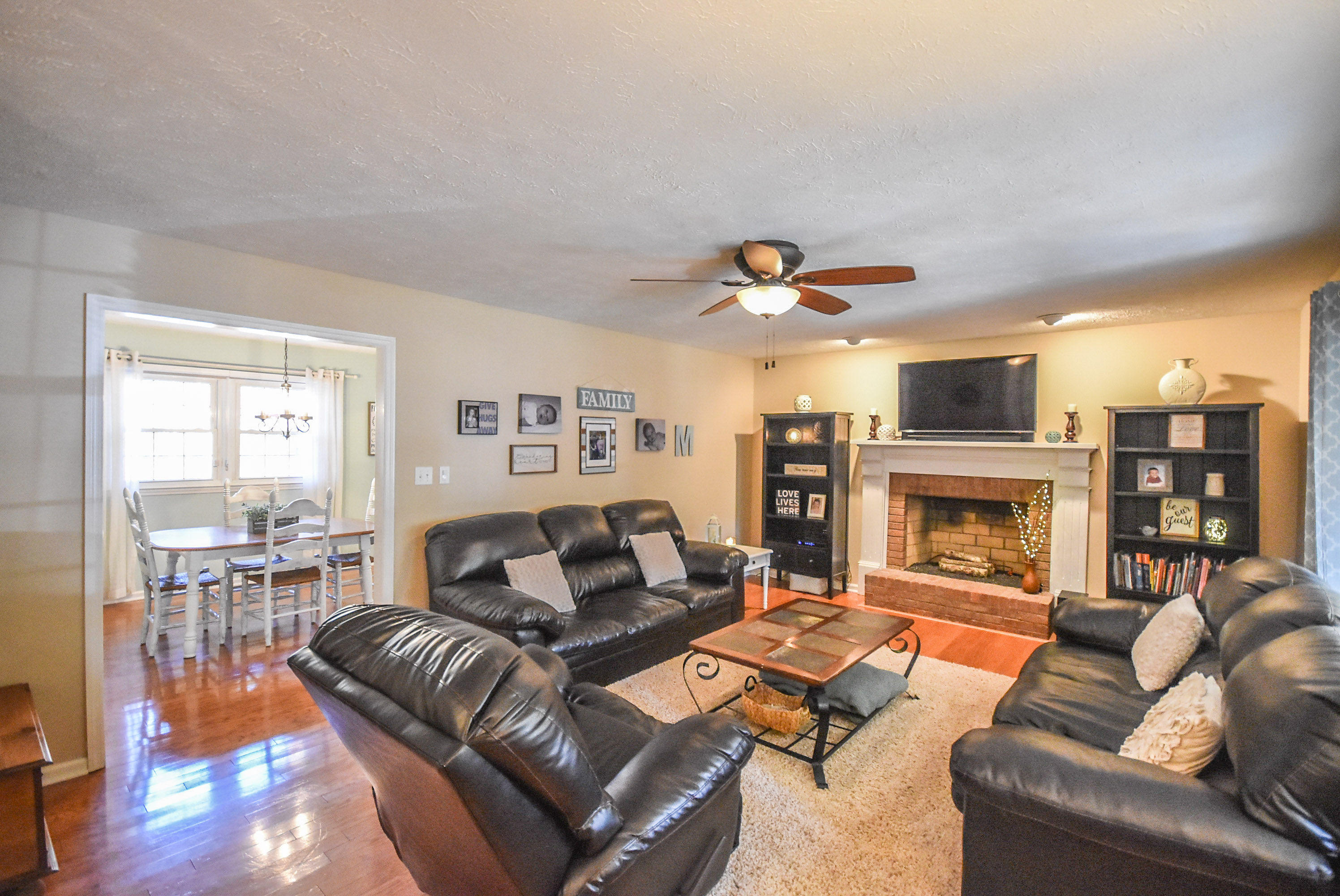 1220 Rays Bridge Road Whispering Pines, NC 28327 - Photo 6 of 31 12LivingRoom
