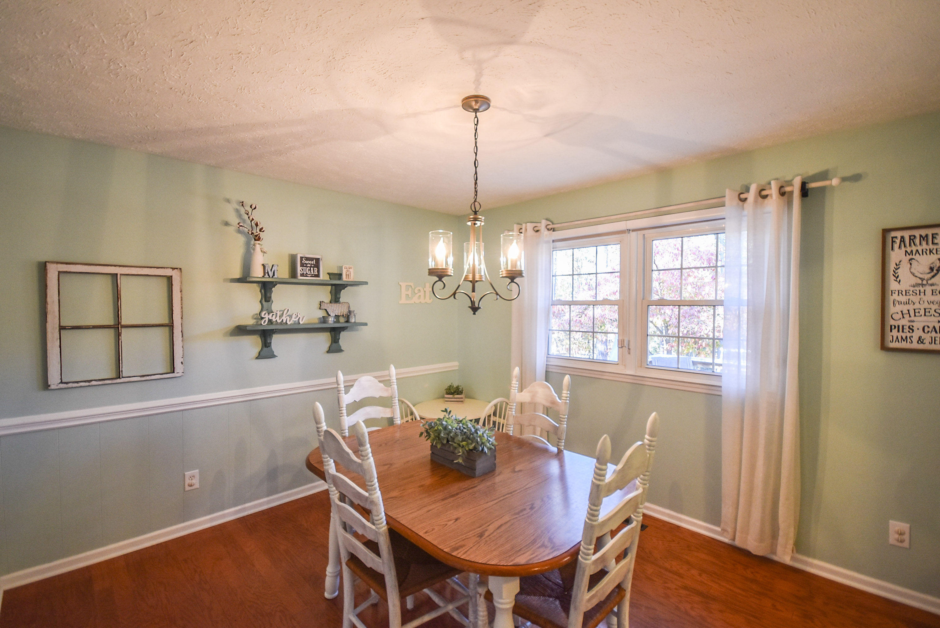 1220 Rays Bridge Road Whispering Pines, NC 28327 - Photo 8 of 31 16EatingSpace