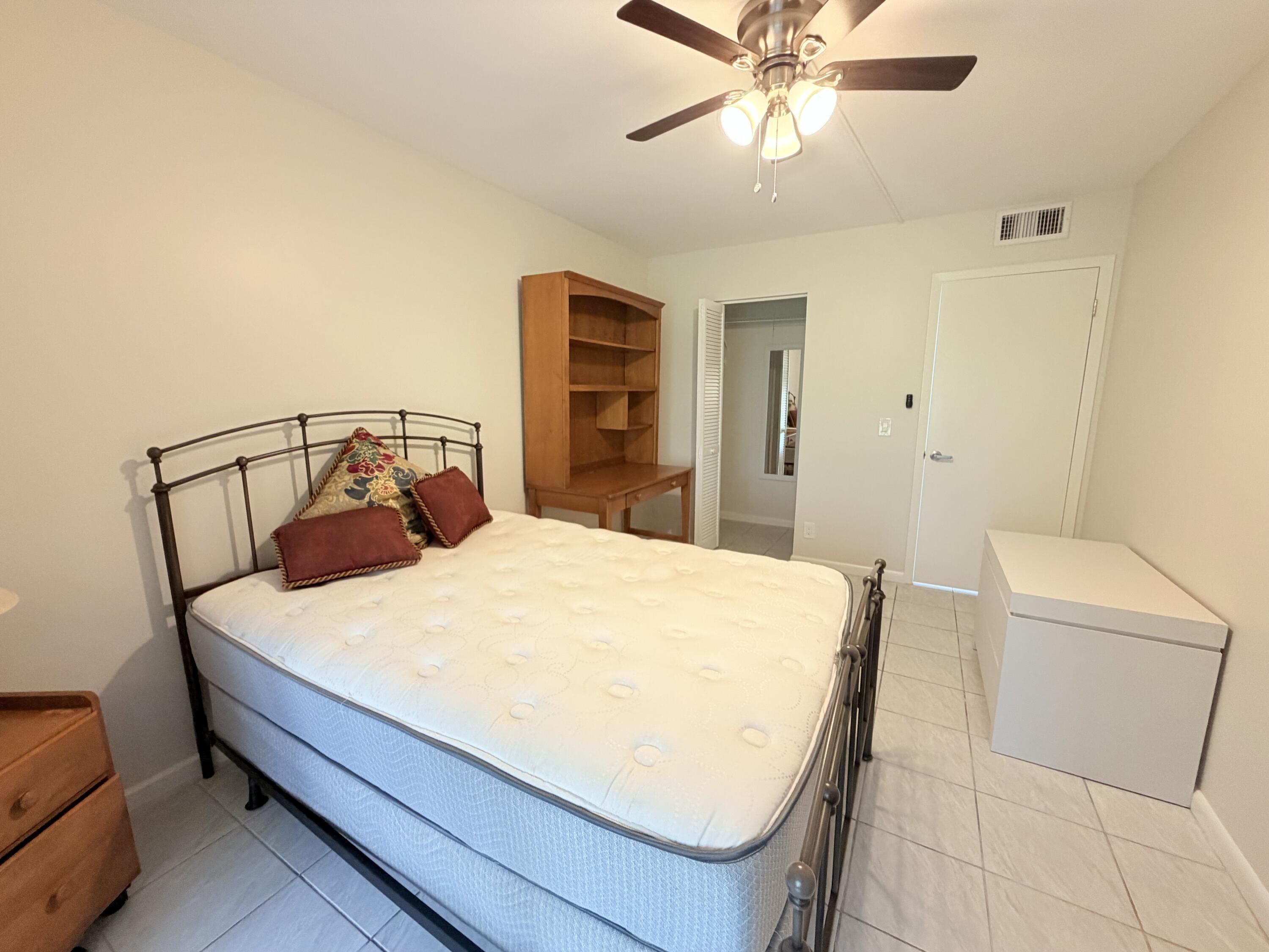 1004 Newcastle A Boca Raton, FL 33434 - Photo 17 of 39 IMG_8605