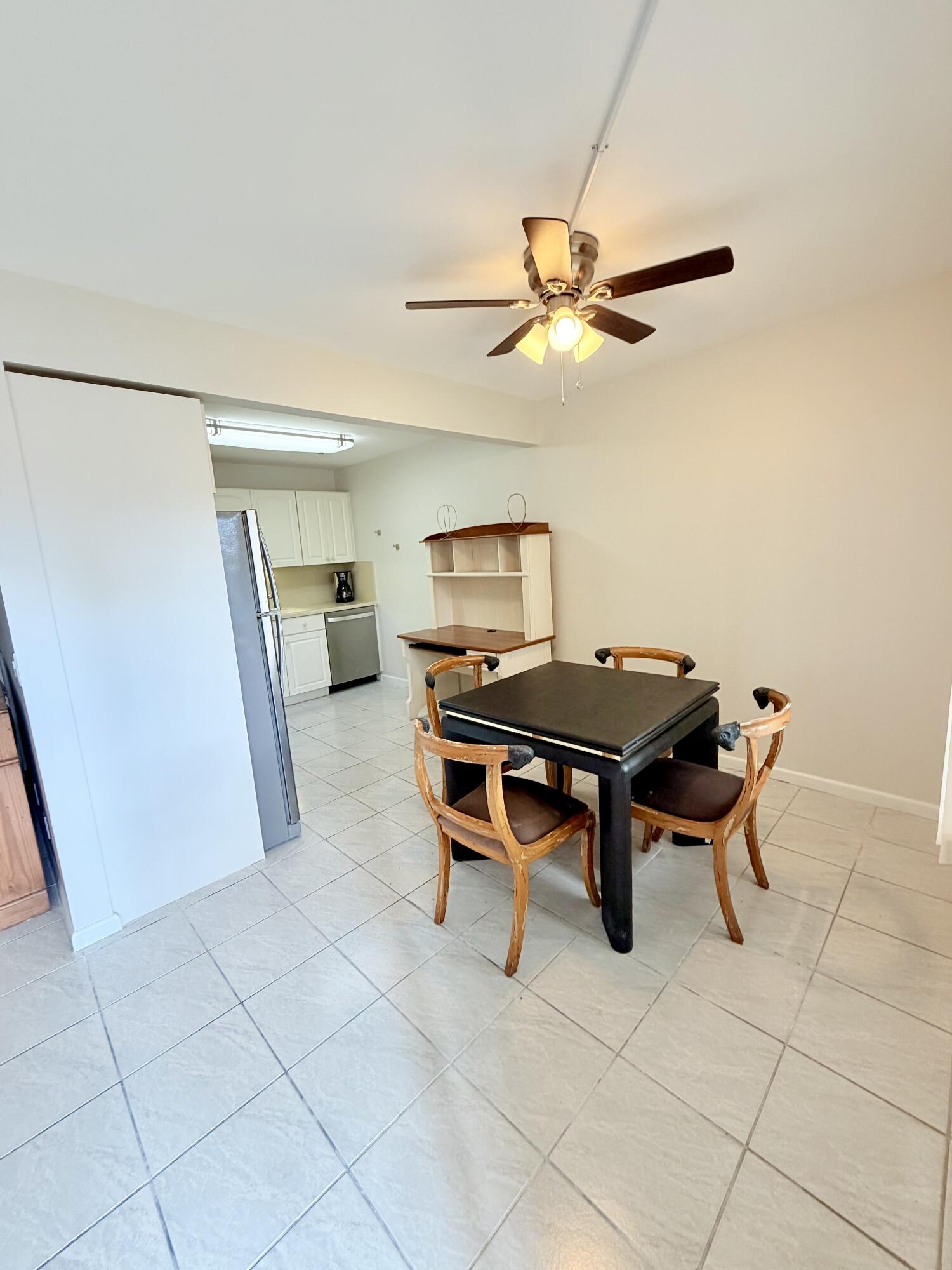 1004 Newcastle A Boca Raton, FL 33434 - Photo 4 of 39 IMG_8584
