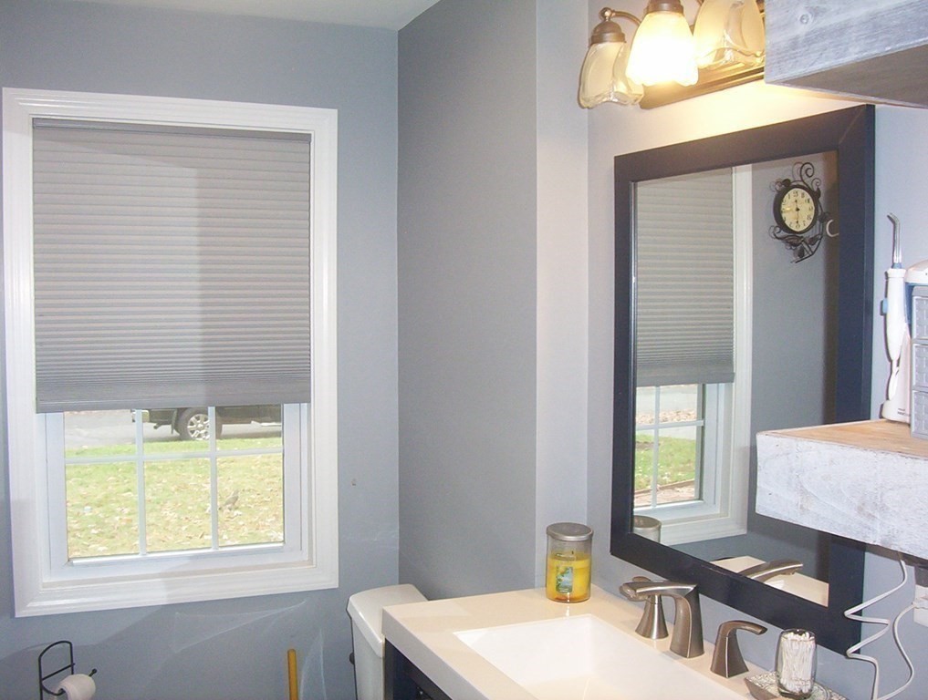 206 Nicholas Road Raynham, MA 02767 - Photo 13 of 18 Gallery Image 13