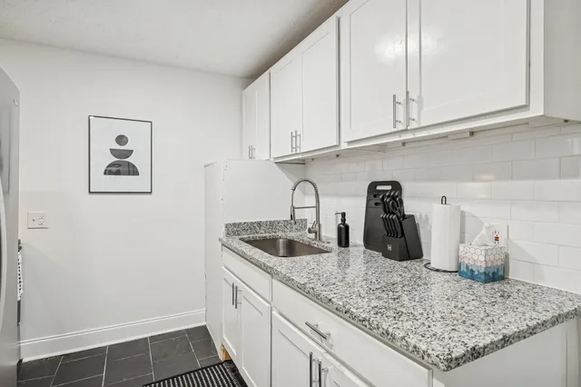 $299,900 | 501 B Meridian Street, Nashville, TN 37207