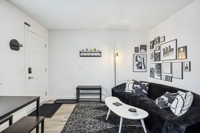 $299,900 | 501 B Meridian Street, Nashville, TN 37207