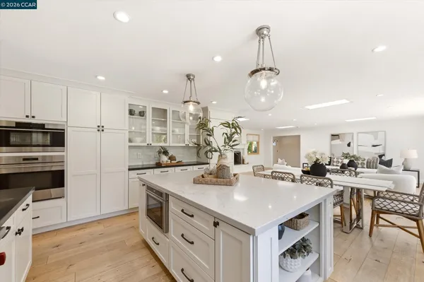 $1,895,000 | 1219 Elmwood Drive, Walnut Creek, CA 94597