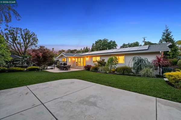 $1,895,000 | 1219 Elmwood Drive, Walnut Creek, CA 94597