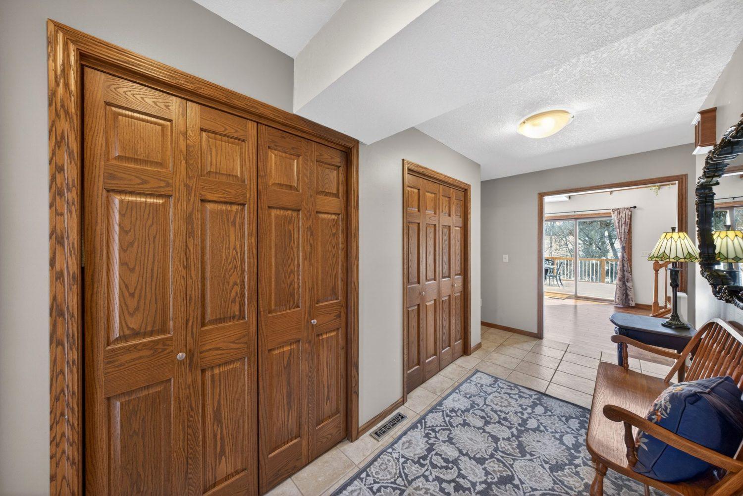 418 Meadow Run Drive Southwest Rochester, MN 55902 - Photo 4 of 48