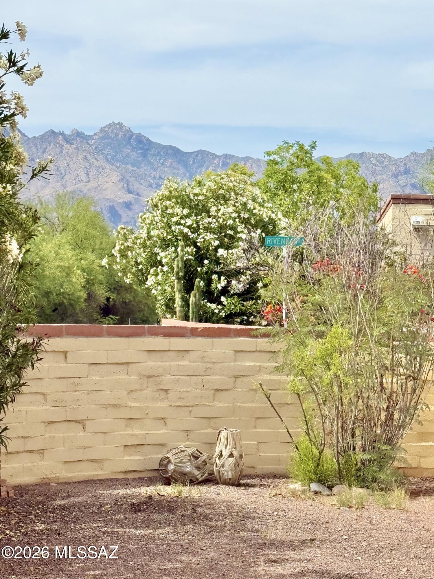 8110 East Rivenoak Circle Tucson, AZ 85715 - Photo 27 of 29 a view of a lake