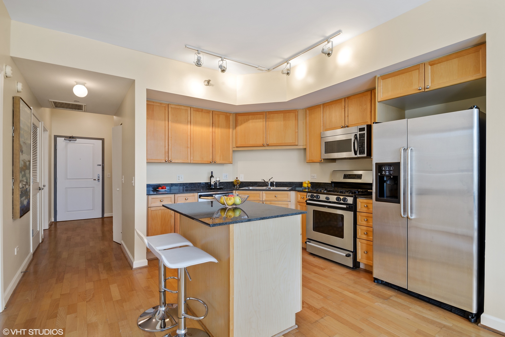 720 West Randolph Street, Unit 505 Chicago, IL 60661 - Photo 4 of 21