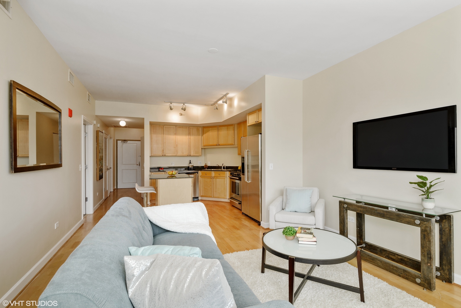 720 West Randolph Street, Unit 505 Chicago, IL 60661 - Photo 7 of 21