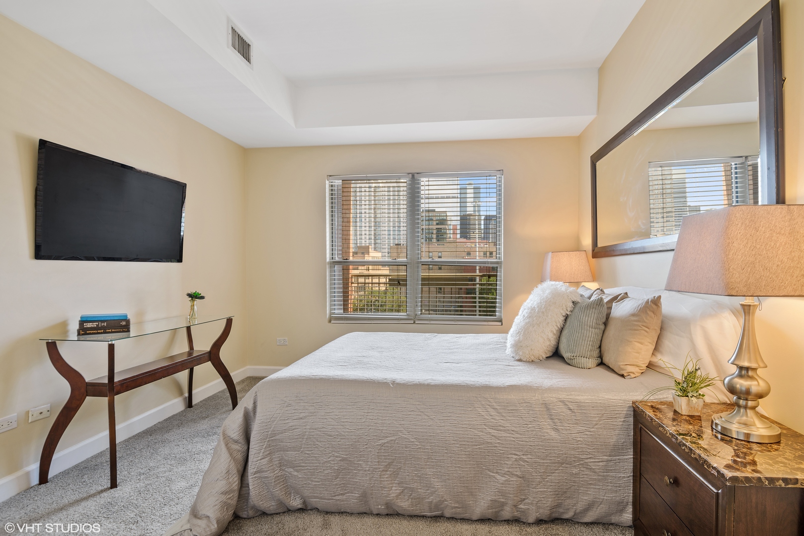 720 West Randolph Street, Unit 505 Chicago, IL 60661 - Photo 10 of 21