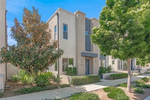 $4,950 | 112 Stellar, Irvine, CA 92618