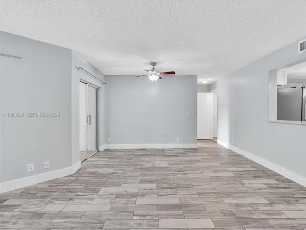 $1,735 | 9777 Westview Drive, Unit 1114, Coral Springs, FL 33076