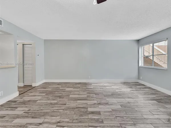 $1,735 | 9777 Westview Drive, Unit 1114, Coral Springs, FL 33076