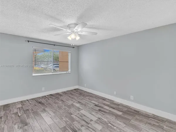 $1,735 | 9777 Westview Drive, Unit 1114, Coral Springs, FL 33076