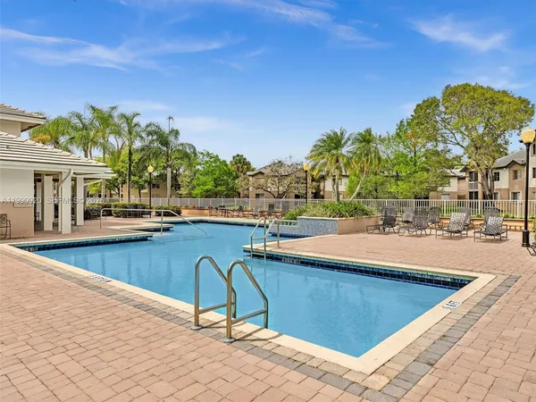 $1,735 | 9777 Westview Drive, Unit 1114, Coral Springs, FL 33076