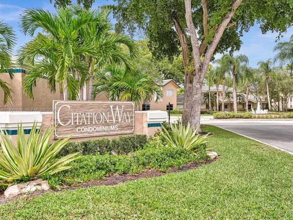 $1,735 | 9777 Westview Drive, Unit 1114, Coral Springs, FL 33076