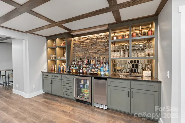 $1,200,000 | 241 Taylor Circle, Granite Falls, NC 28630