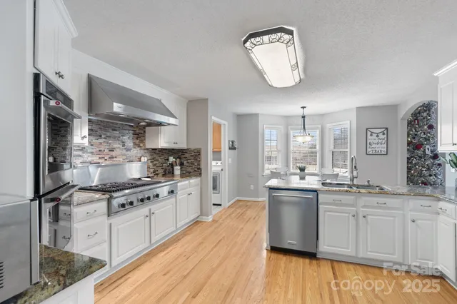 $1,200,000 | 241 Taylor Circle, Granite Falls, NC 28630