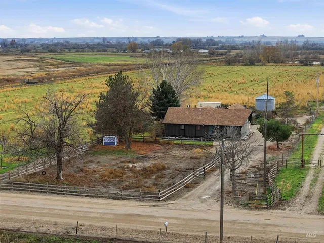 $420,000 | 30327 Hexon Road, Parma, ID 83660