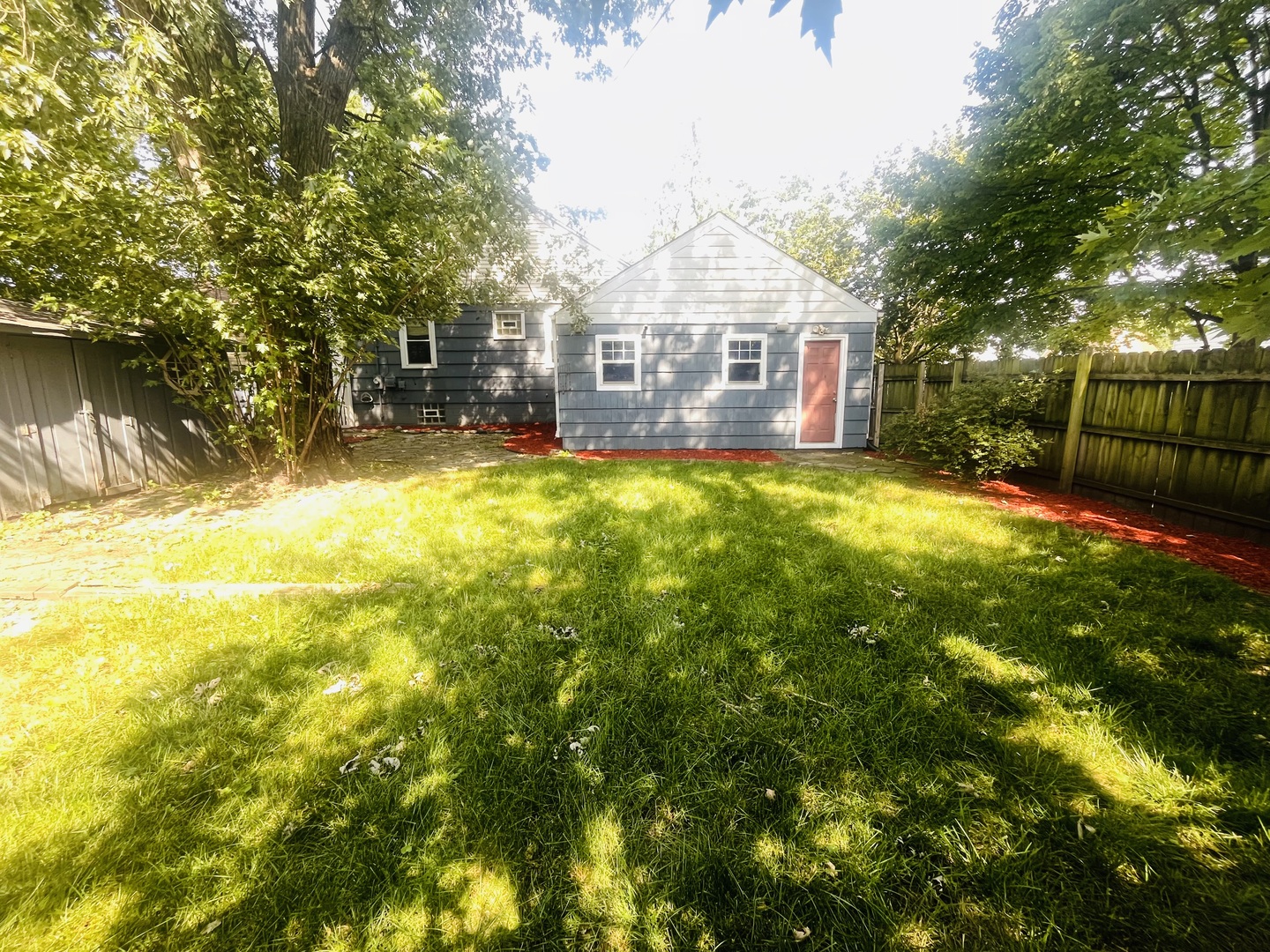 18358 Ridgewood Avenue Lansing, IL 60438 - Photo 13 of 16