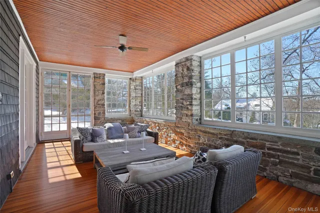 $2,995,000 | 534 Pelham Manor Road, Pelham, NY 10803