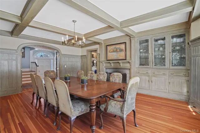 $2,995,000 | 534 Pelham Manor Road, Pelham, NY 10803